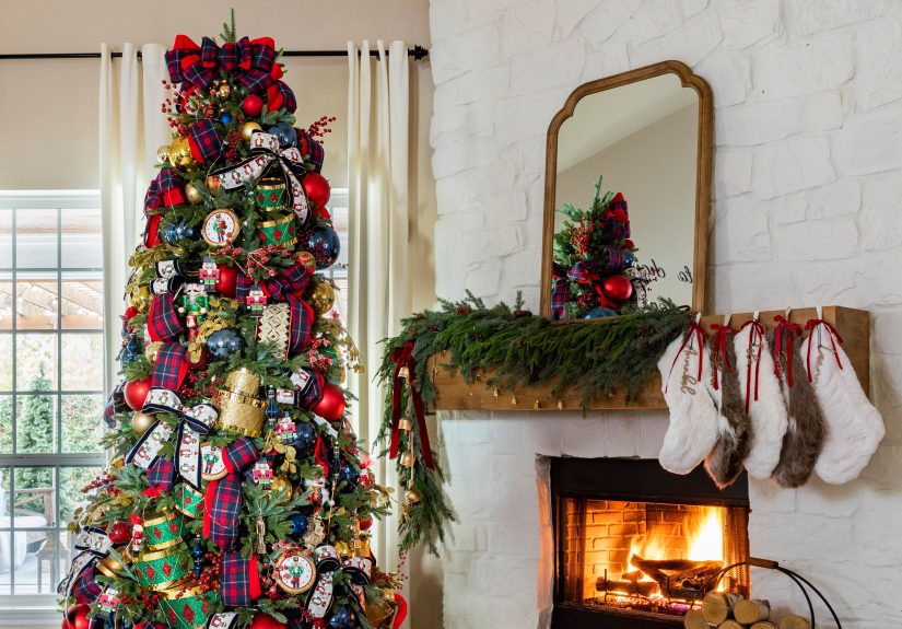 10 Christmas Decorating Ideas from Around the World