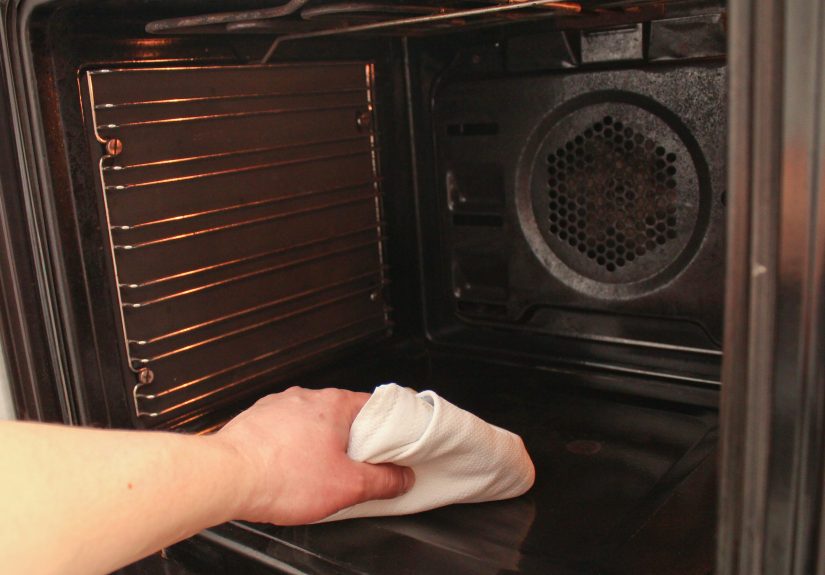3 Ways to Clean a Convection Oven