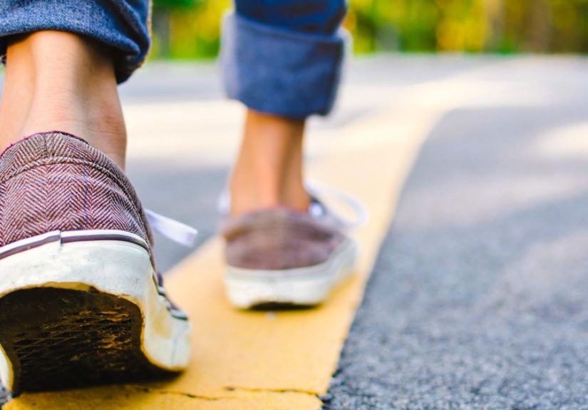 Ankle Pain When Walking: Conditions & Injuries