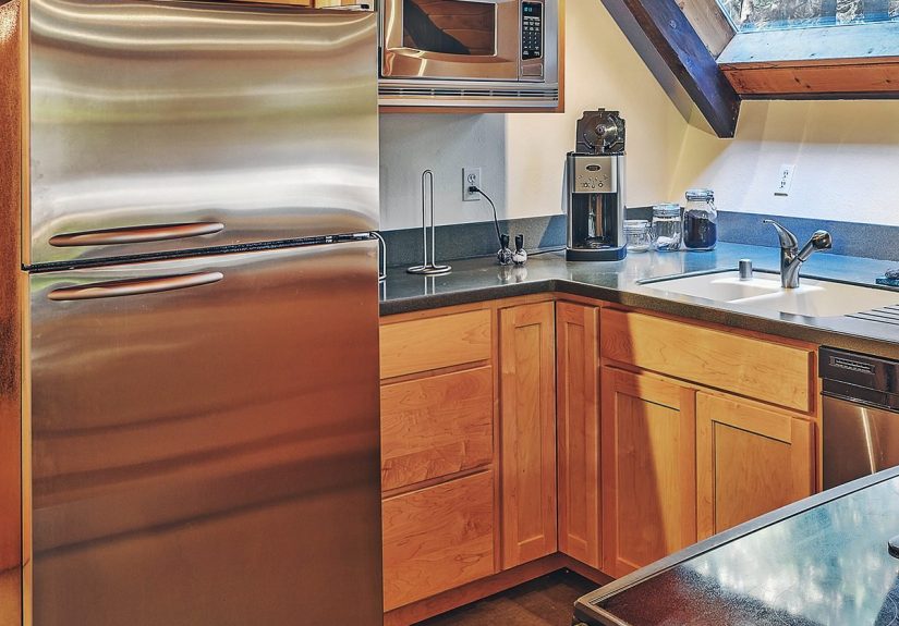 Cabin Refrigerator: What to Do With It at the End of the Season