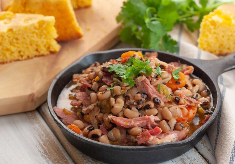 Crock Pot Southern Black-Eyed Peas With Ham Hock Recipe