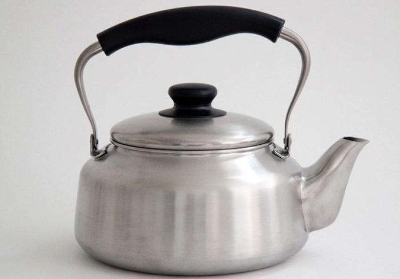 High/Low: Japanese Tea Kettle