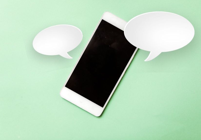 How to Get Siri to Read Text on iOS and macOS