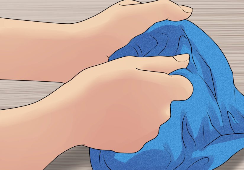 How to Transfer Photographs to Fabric: 14 Steps
