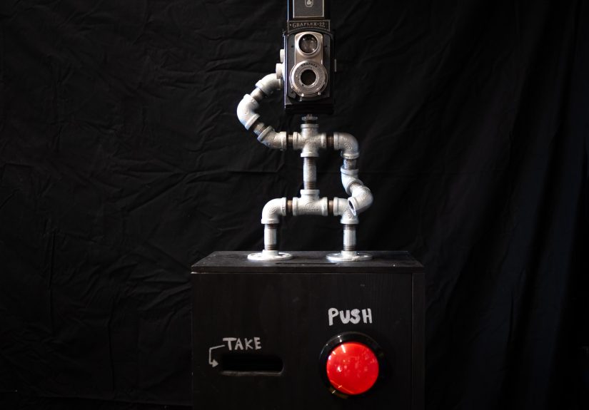 Photo Roboto  Vintage Camera Snapshot Booth - Make:
