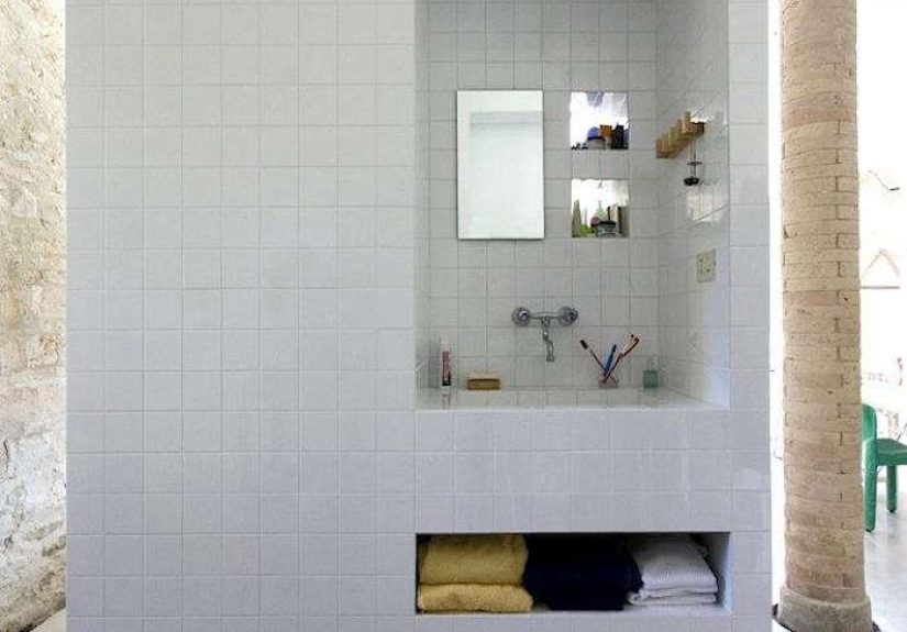 A Converted Stable in ItalyModern Bath Included