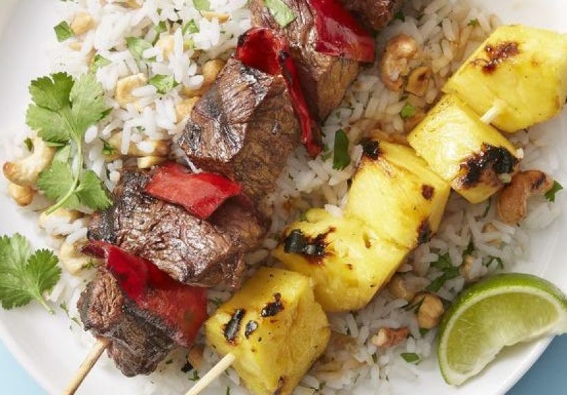 Best Beef and Pineapple Kebabs with Cashew Rice Recipe - How to Make Beef and Pineapple Kebabs with Cashew Rice