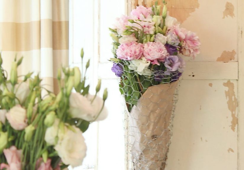 DIY Chicken Wire Flower Basket
