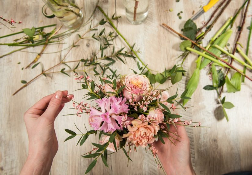 How to Arrange Flowers in 7 Easy Steps - Bob Vila