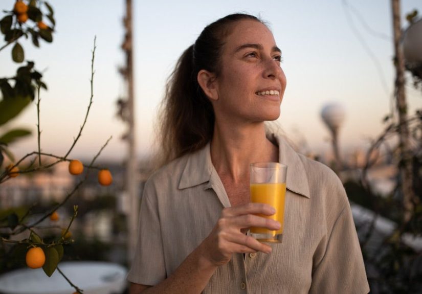 How to Get Enough Calcium and Vitamin D During Perimenopause