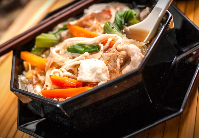 How to Make a Chinese Hot Pot: 9 Steps