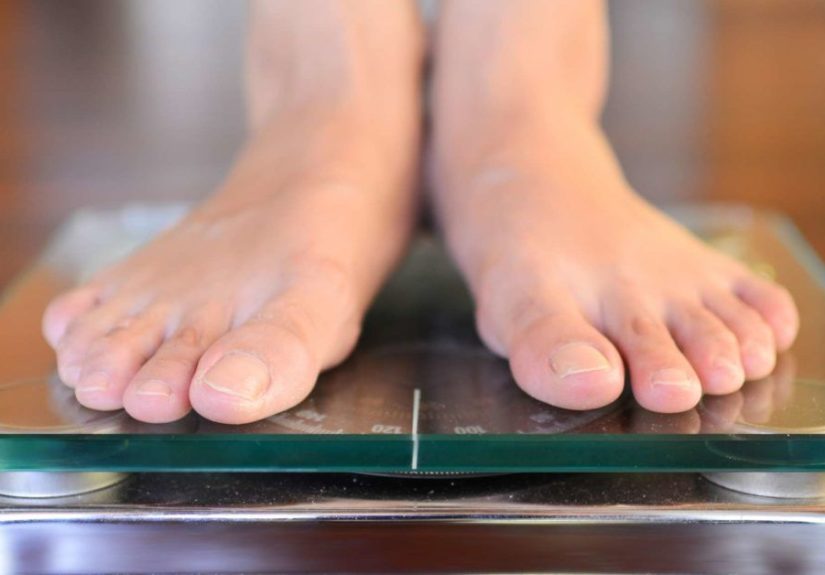 What is the average weight for men?
