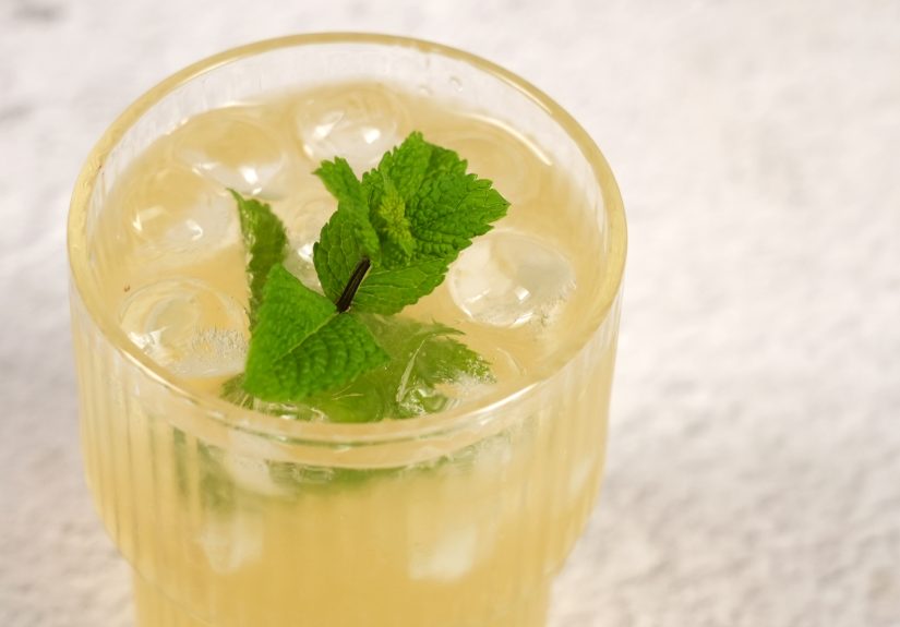 3 Ways to Make Iced Green Tea