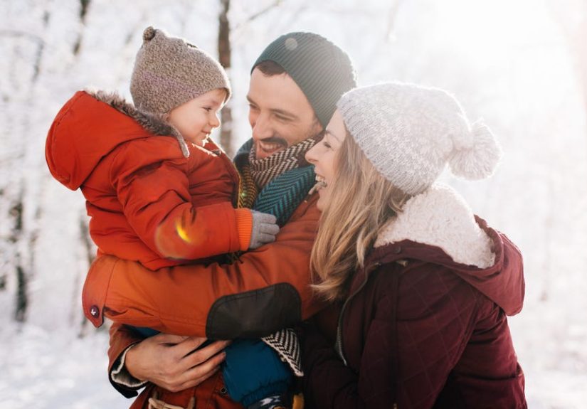40 Best Winter Activities and Fun Things to Do When It's Cold