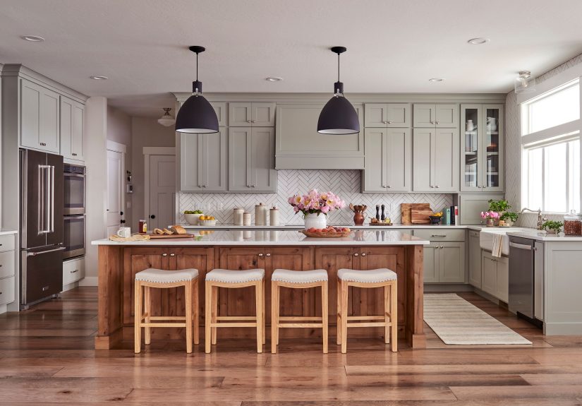 6 Things Feng Shui Experts Never Keep in Their Kitchens
