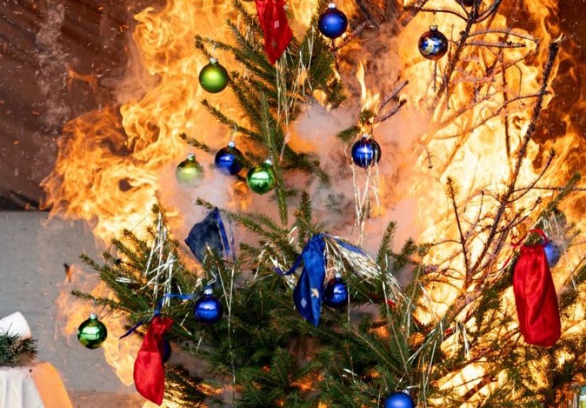 8 Sneaky Causes of Christmas Tree Fires, According to Experts