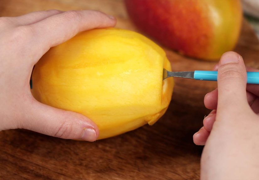 How to Cut a Mango: 14 Steps