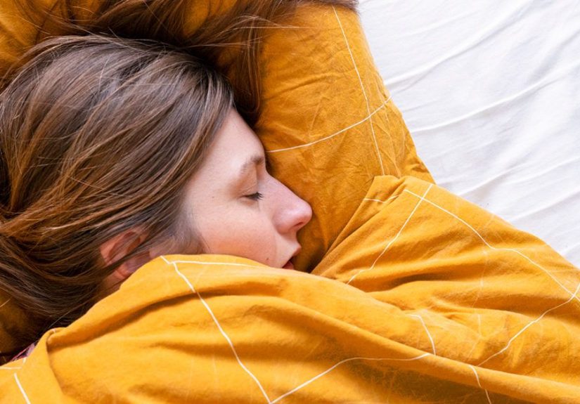 How to Sleep with a Cold: 12 Tips for Better Quality Sleep