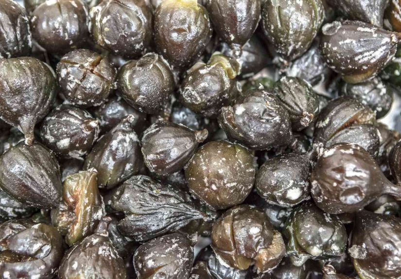 Recipe to Make Candied Figs, Apricots, or Pear Tomatoes