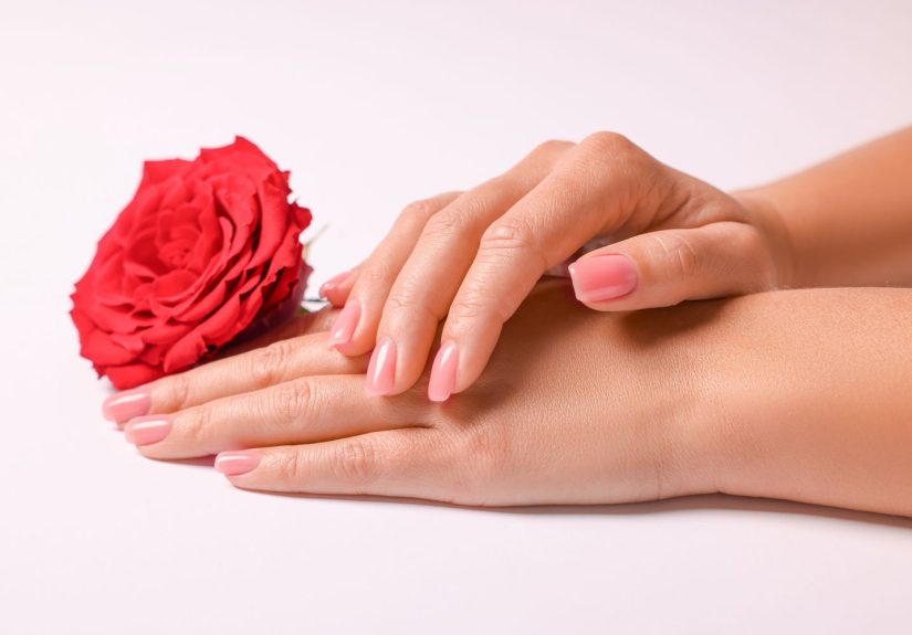 Rosehip Oil Nails Are Fall's Most Romantic Neutral Manicure