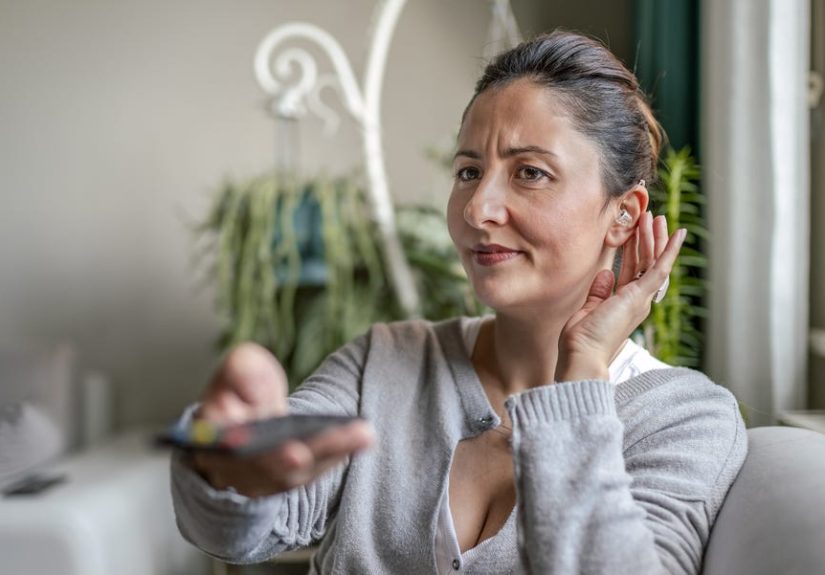 Study Suggests Midlife Hearing Loss Could Increase Your Risk of Dementia