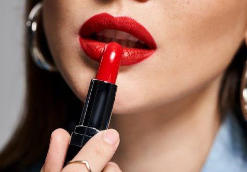 10 Bizarre Ingredients Found in Beauty Products
