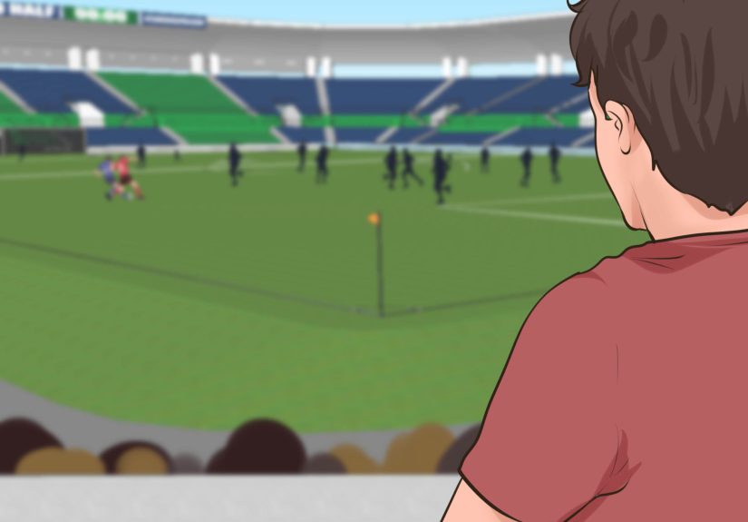 3 Ways to Be a Good Soccer Striker