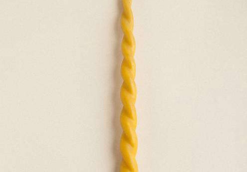 Collepino Twisted Candle