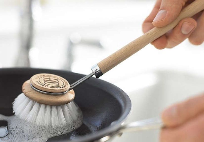 Maier Nonstick Pan Cleaning Brush