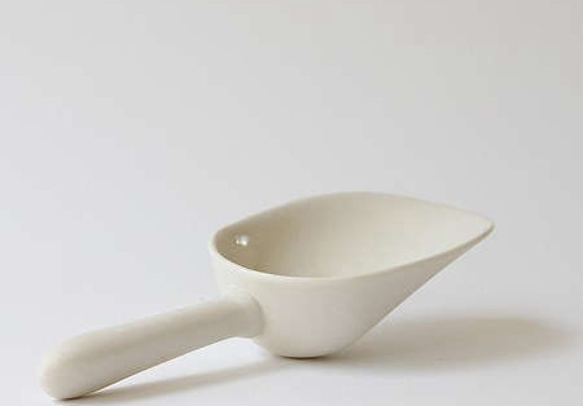 Porcelain Scoop